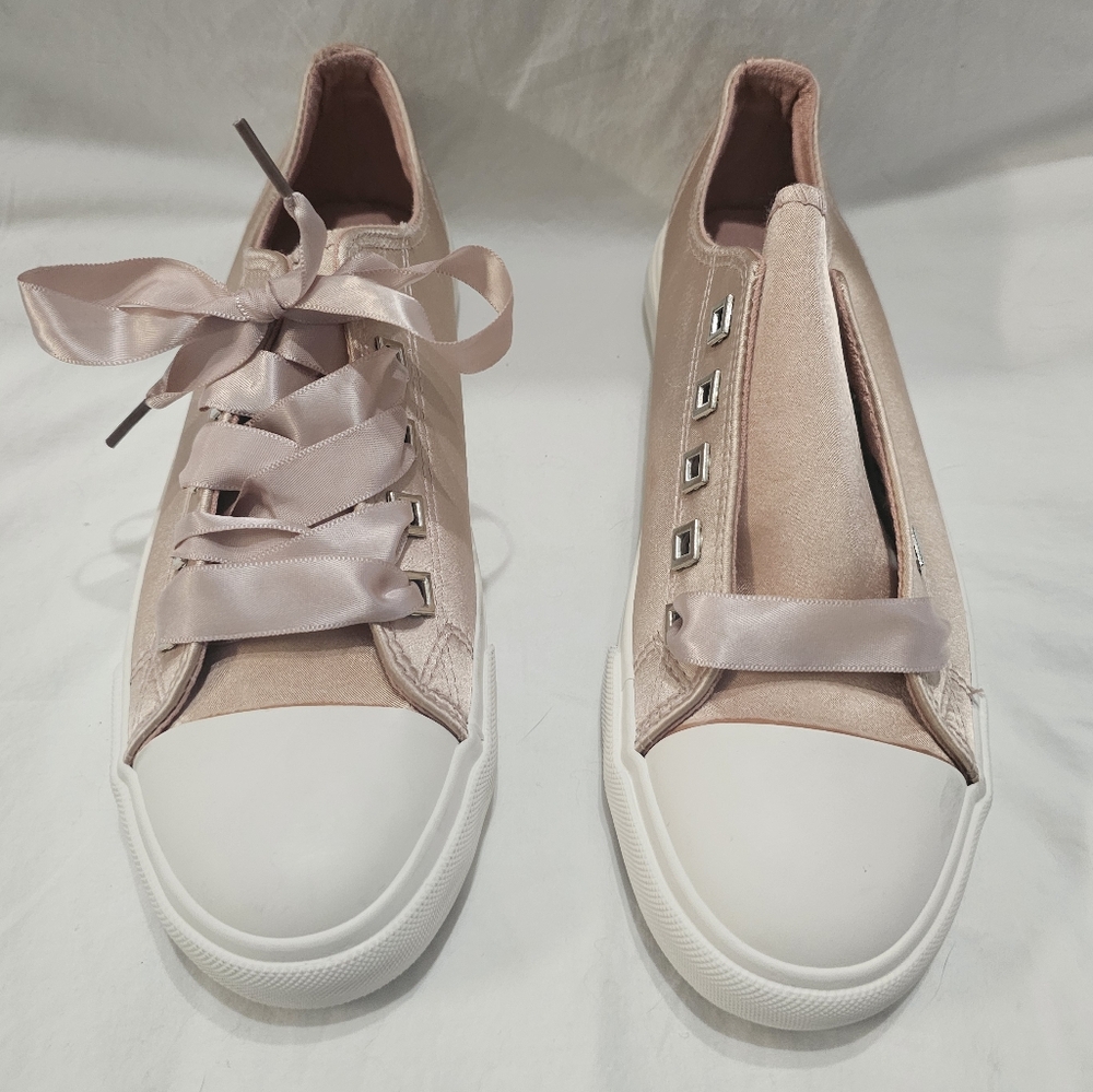 NIB Pink and White Low-Top Sneakers with Ribbon Laces